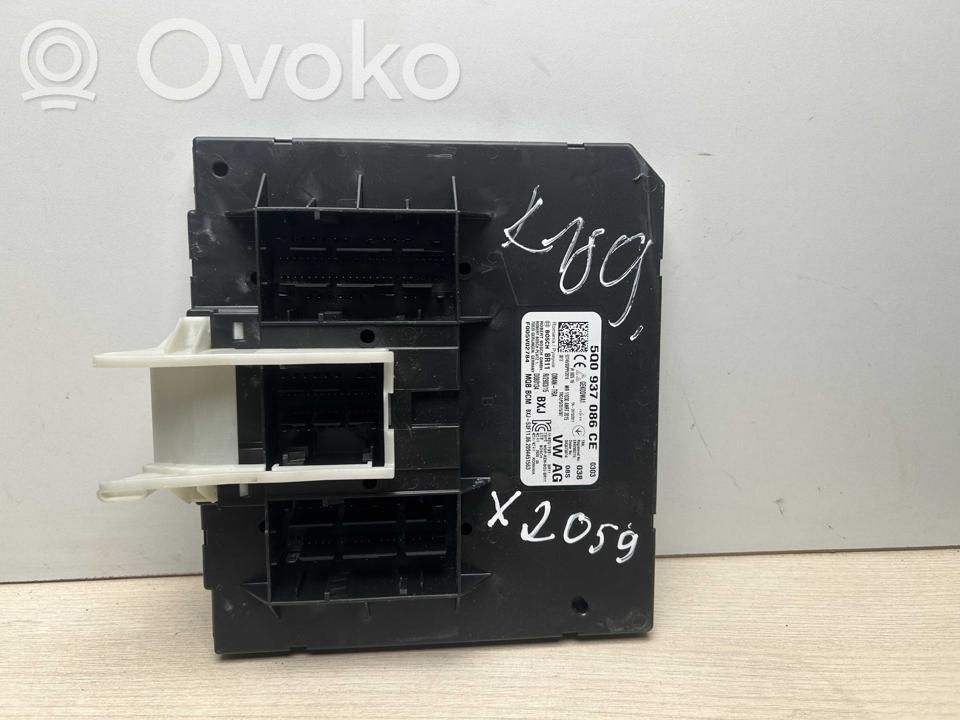 Volkswagen PASSAT B8 Moduł / Sterownik komfortu 