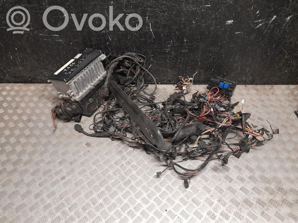 Mercedes-Benz S W140 Skrzynka bezpieczników / Komplet 