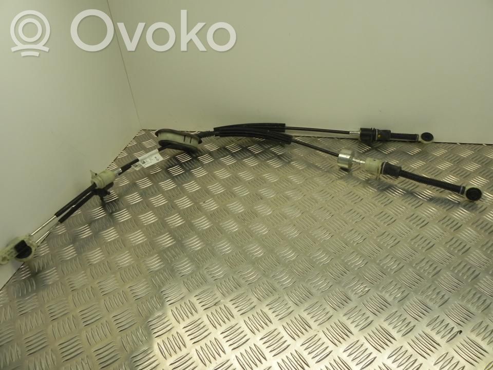 Gear shift cable linkage   349351390R,VD25200