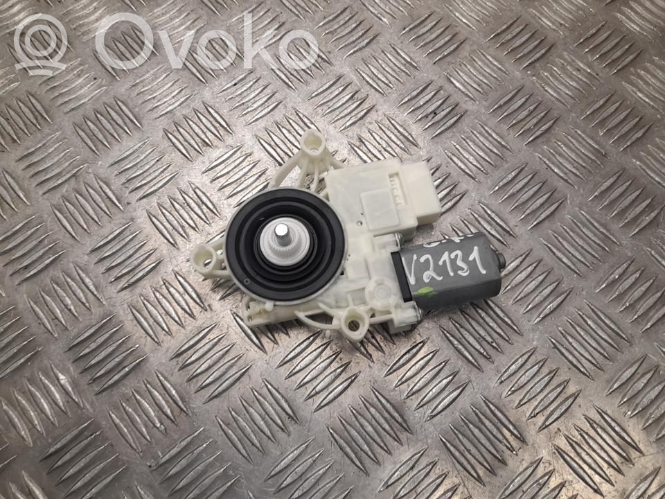 BMW X5 G05 Motorino alzacristalli della portiera posteriore 