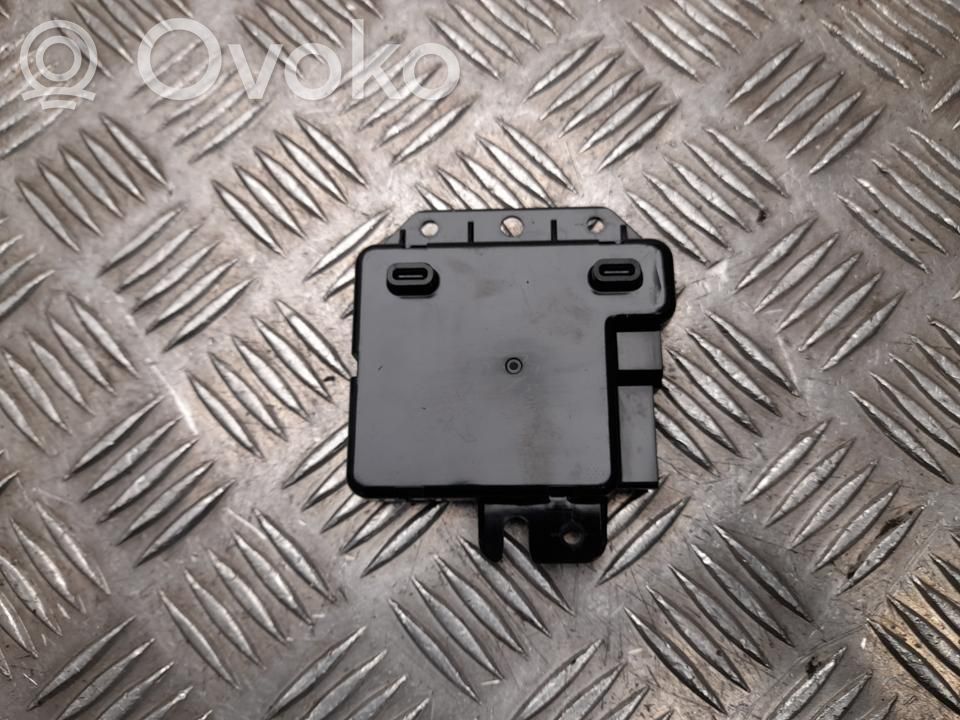 USB-pistokeliitin   175520000B,H7914