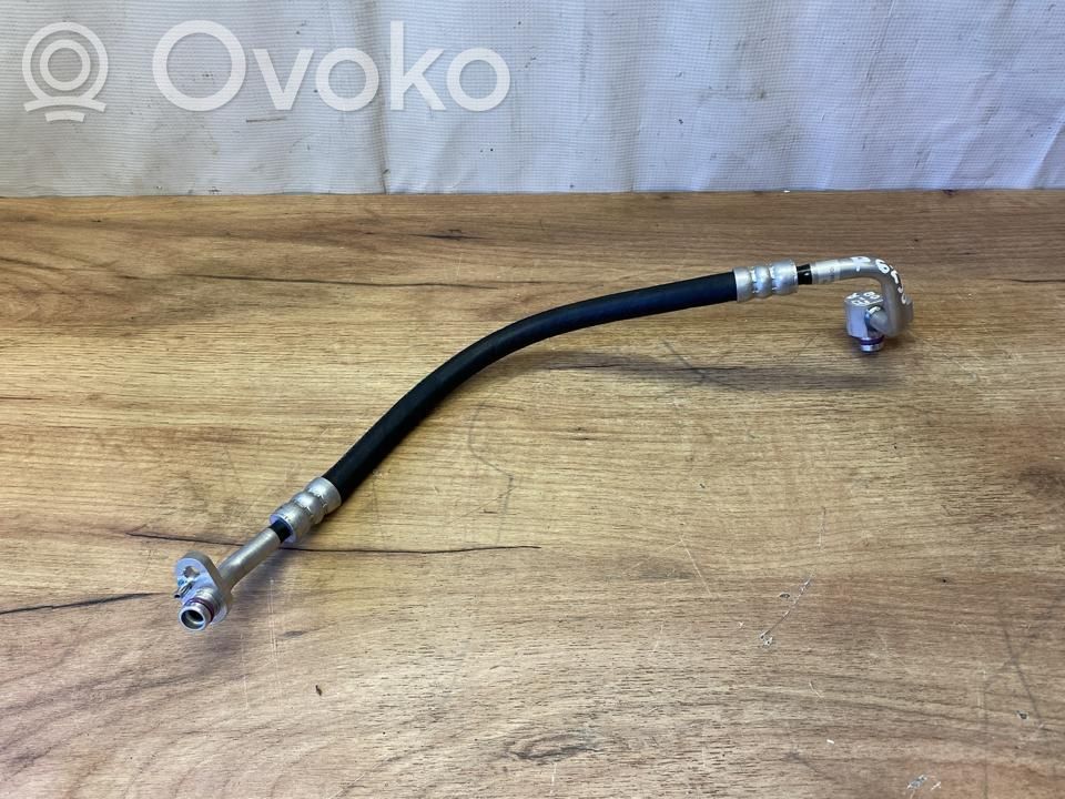 Skoda Elroq Ilmastointilaitteen putki (A/C) 