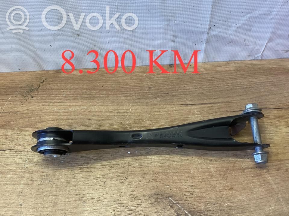 Skoda Elroq Plaukti un sviras 