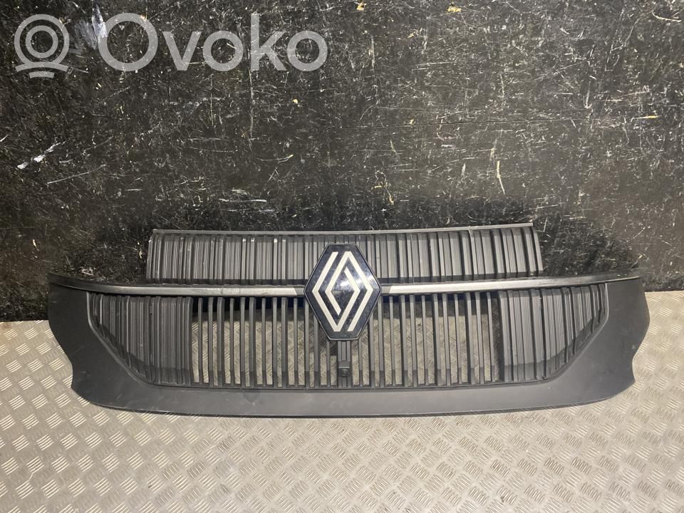 Renault Master IV Etusäleikkö 