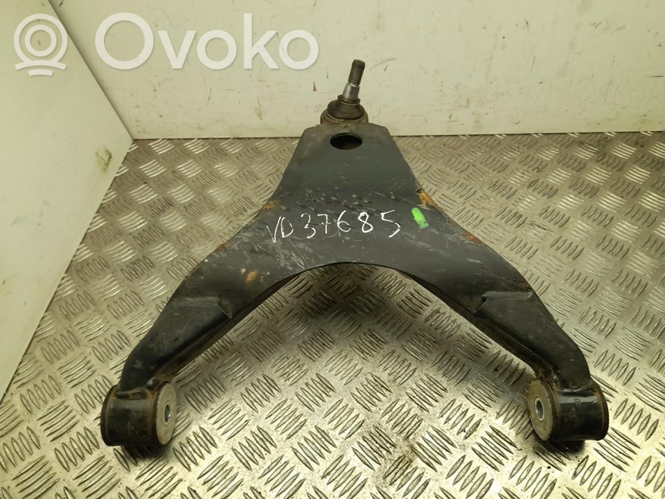 Iveco Daily 6th gen Front lower control arm/wishbone 