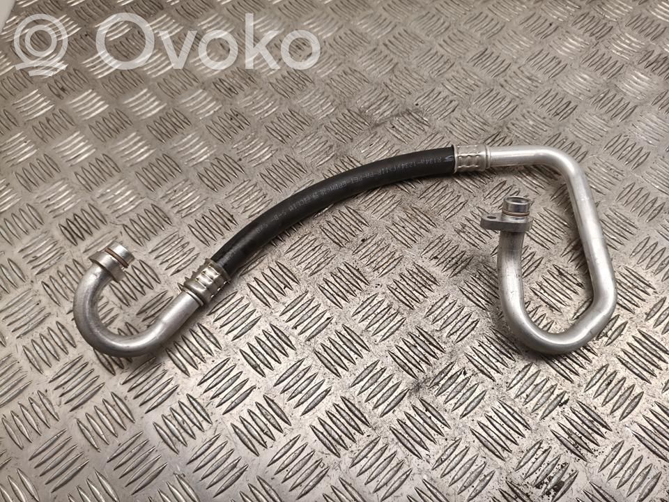 Renault Megane E-Tech Ilmastointilaitteen putki (A/C) 