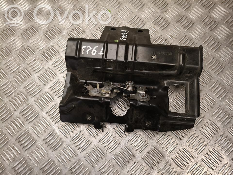 Opel Astra L Zamek pokrywy przedniej / maski silnika 