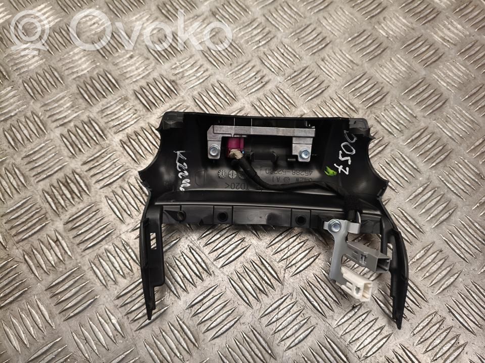 Lexus LBX Mască coloană direcție