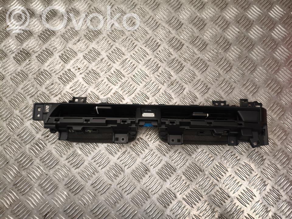 KIA EV4 Dysze / Kratki środkowego nawiewu deski rozdzielczej