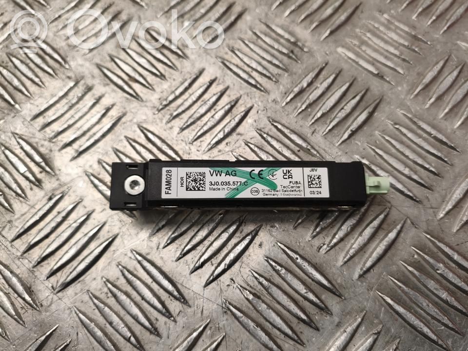Volkswagen PASSAT B9 Amplificatore antenna