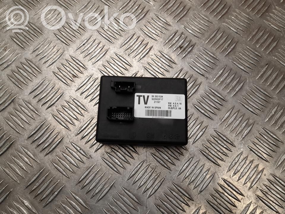 Opel Astra K Vetokoukun ohjainlaite/moduuli