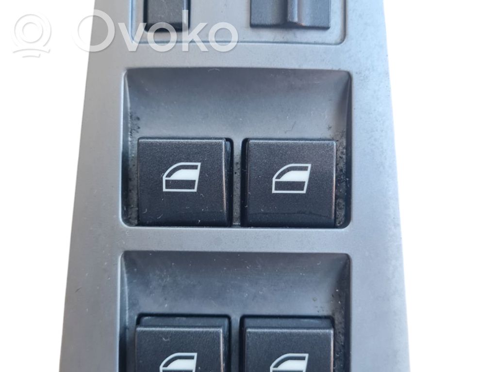 Electric window control switch   6943055