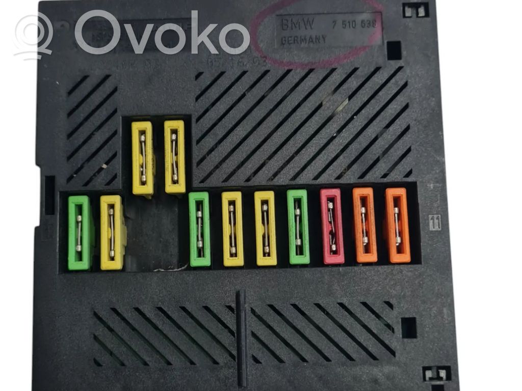 Saugiklių blokas   7510638