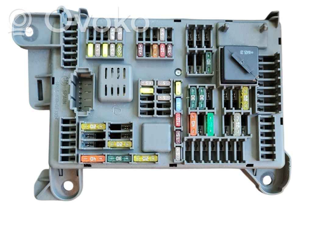 BMW X5 E70 Fuse module 