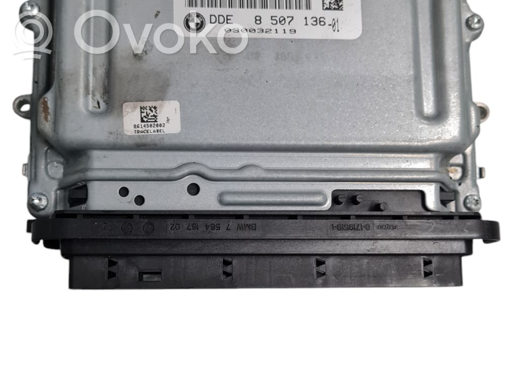 BMW 3 E90 E91 Engine control unit/module 
