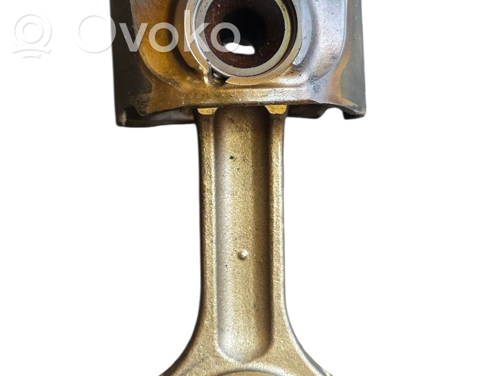 BMW 7 E65 E66 Tłok z korbowodem 