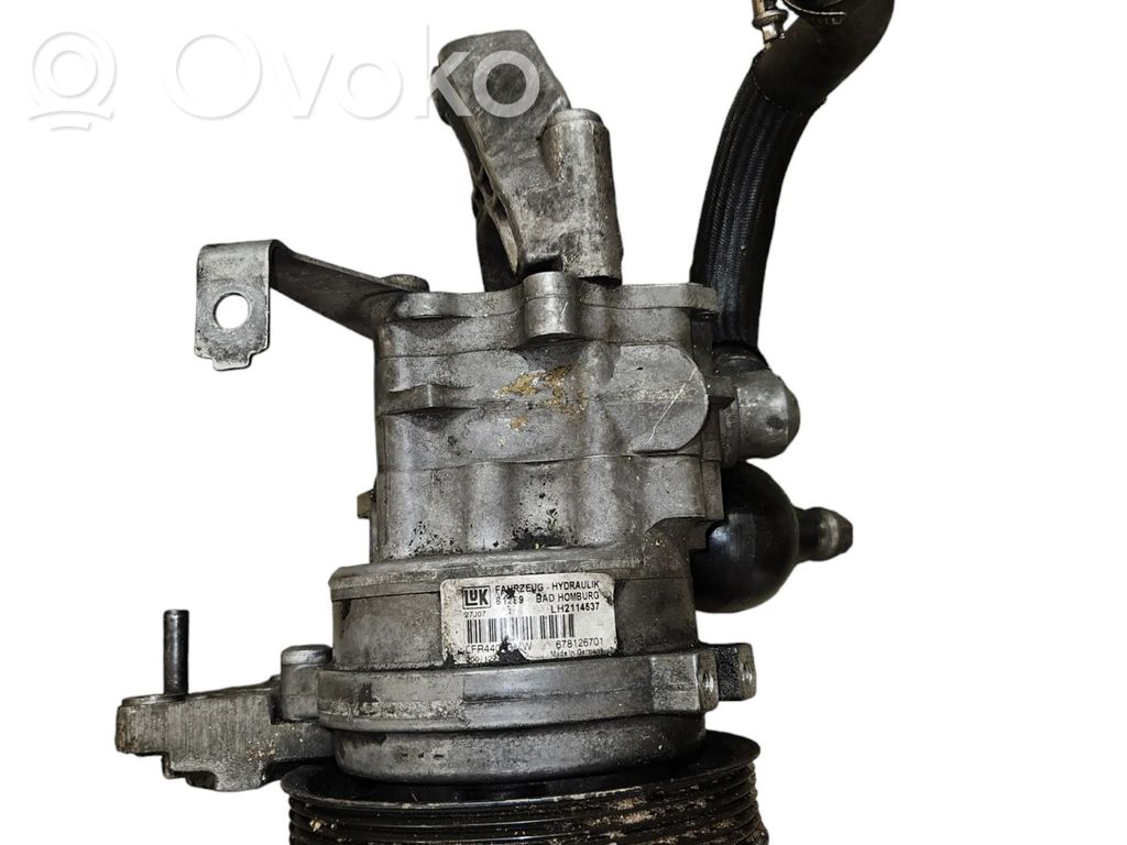 BMW 7 E65 E66 Power steering pump 