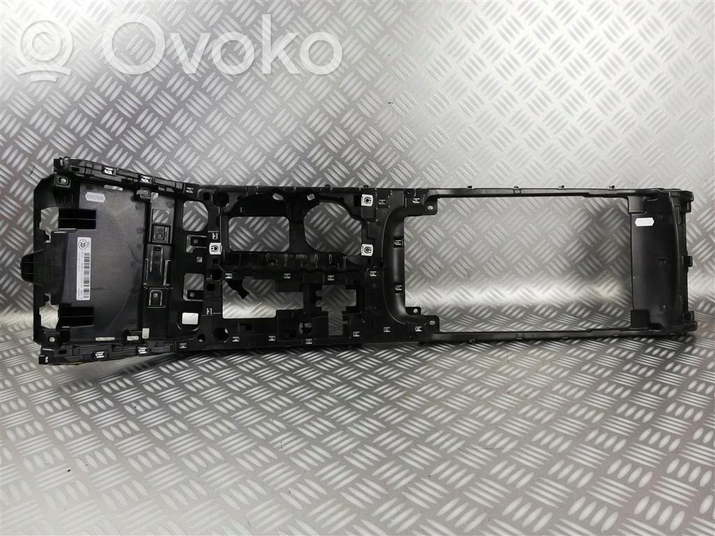 Audi A8 S8 D5 Garniture latérale de console centrale arrière 