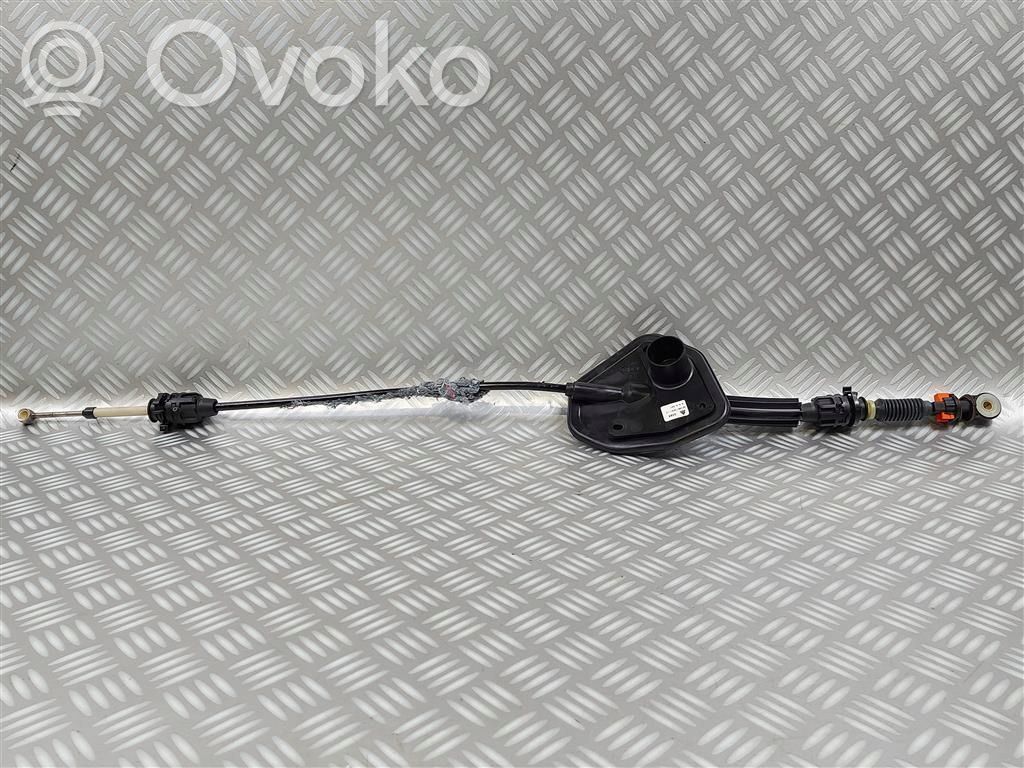 Gear shift cable linkage