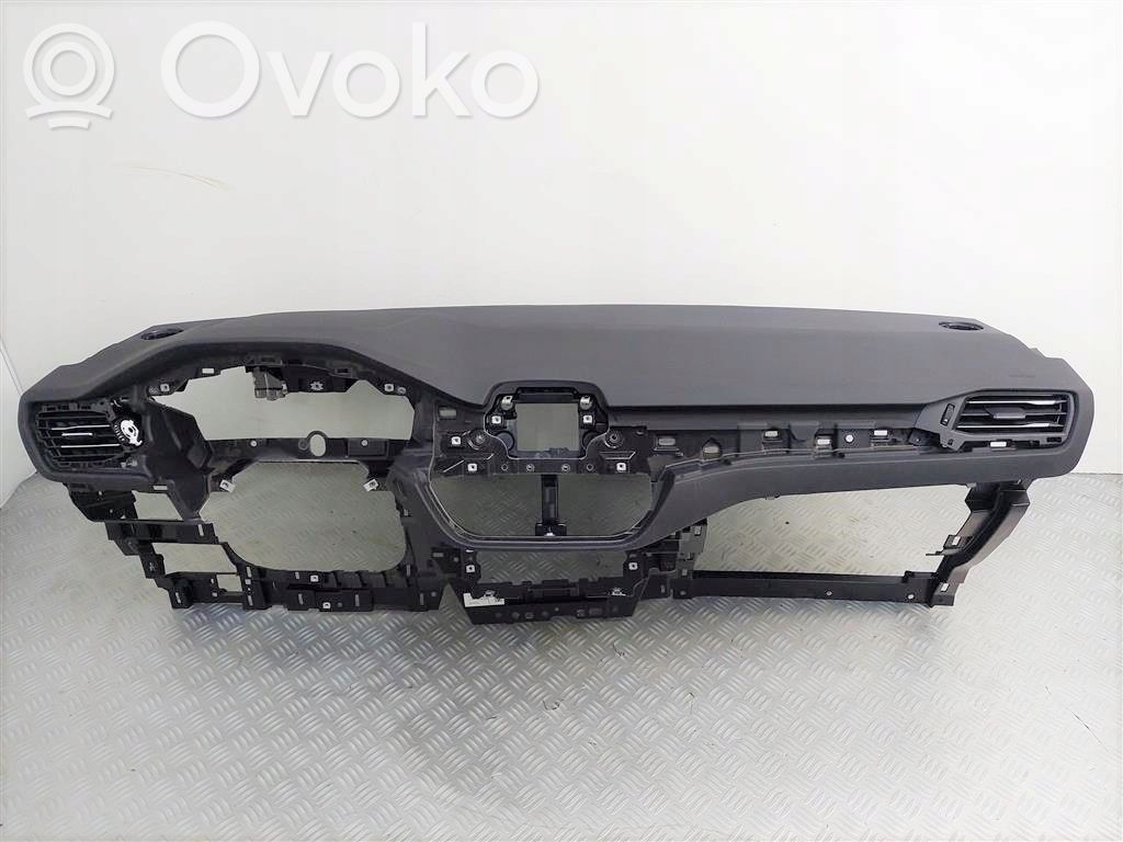 Ford Kuga III Kojelauta 
