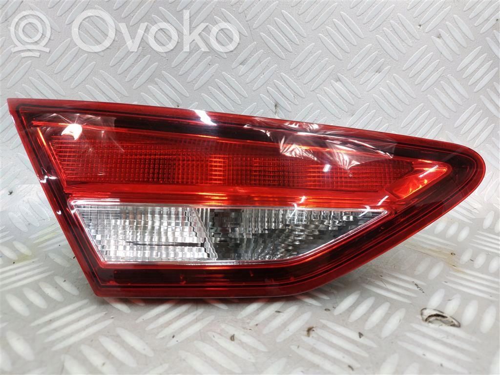 Seat Leon (5F) Lampă spate în capacul portbagajului 