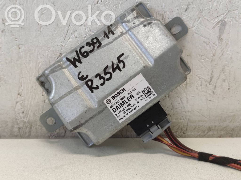 Mercedes-Benz Vito Viano W639 Voltage converter/converter module 