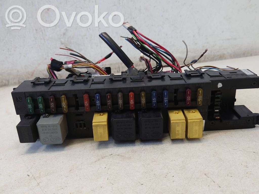 Mercedes-Benz E W211 SAM control unit 