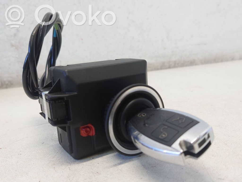 Mercedes-Benz C W204 Ignition lock 