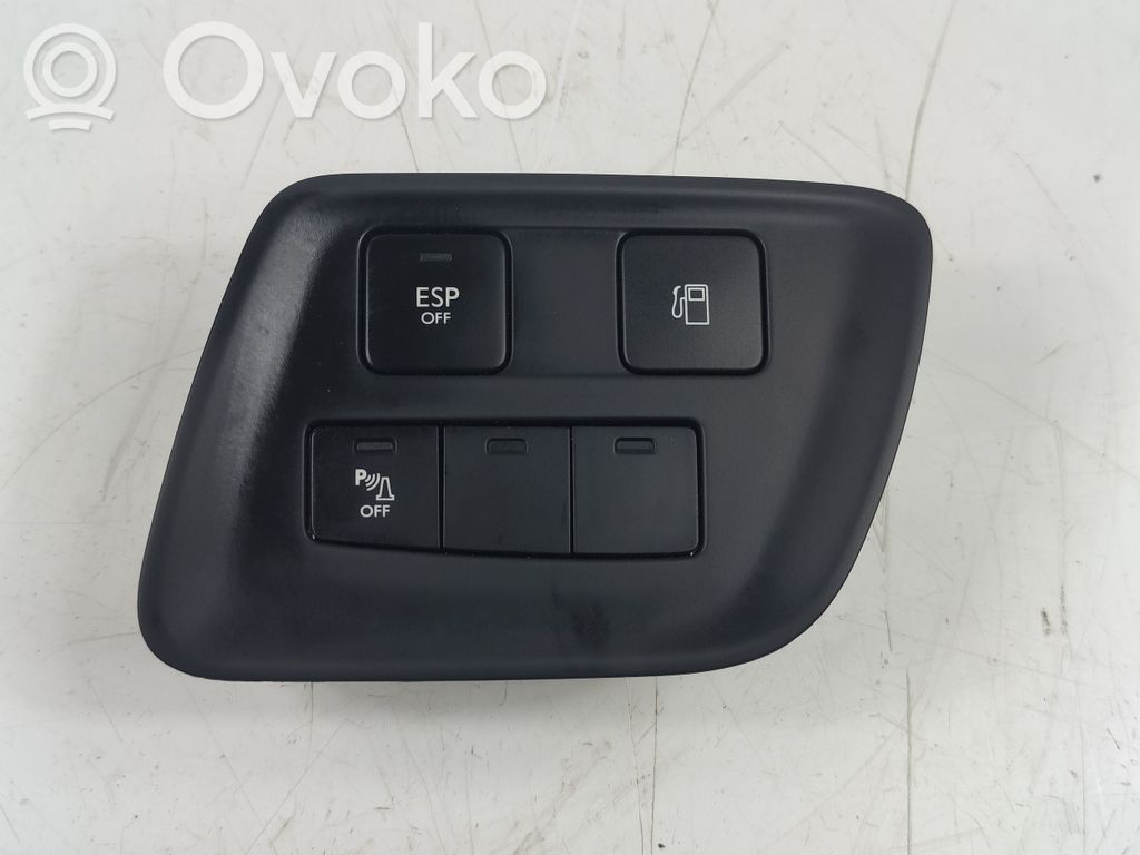 Citroen DS4 Fuel tank opening switch 