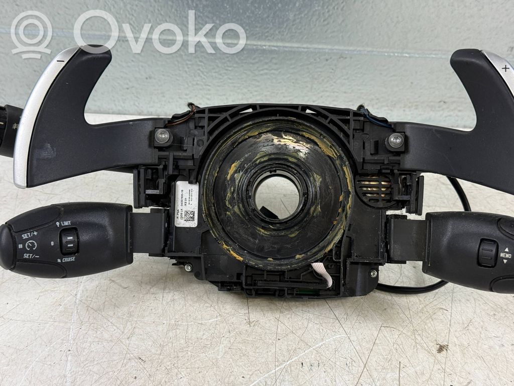 Peugeot 3008 I Interruptor/palanca de limpiador de luz de giro 