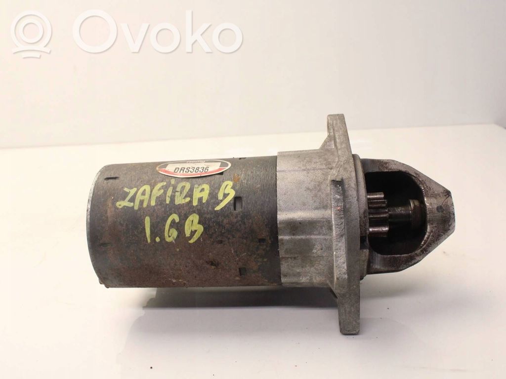 Opel Zafira B Starter motor 