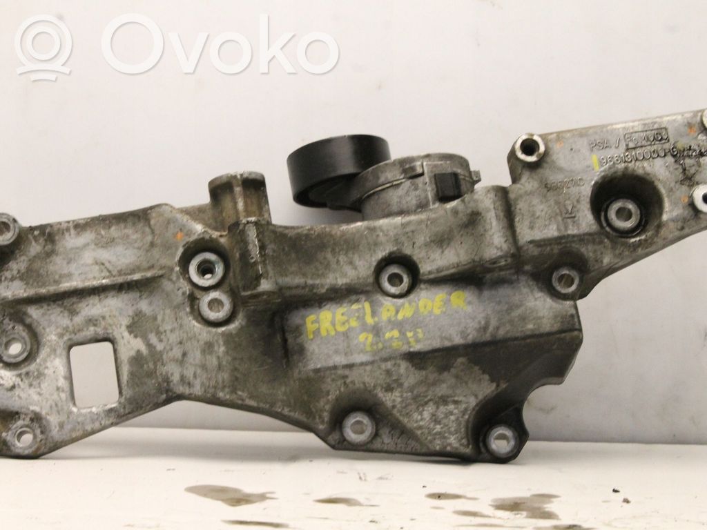 Land Rover Freelander 2 - LR2 Generator/alternator bracket 