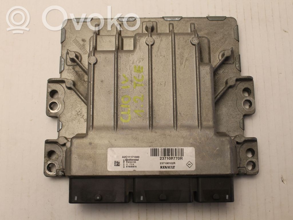 Renault Clio IV Engine control unit/module 