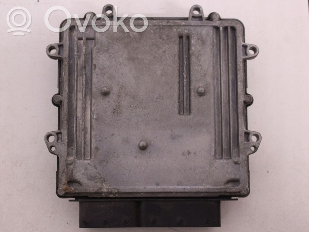 Mitsubishi Colt Engine control unit/module 