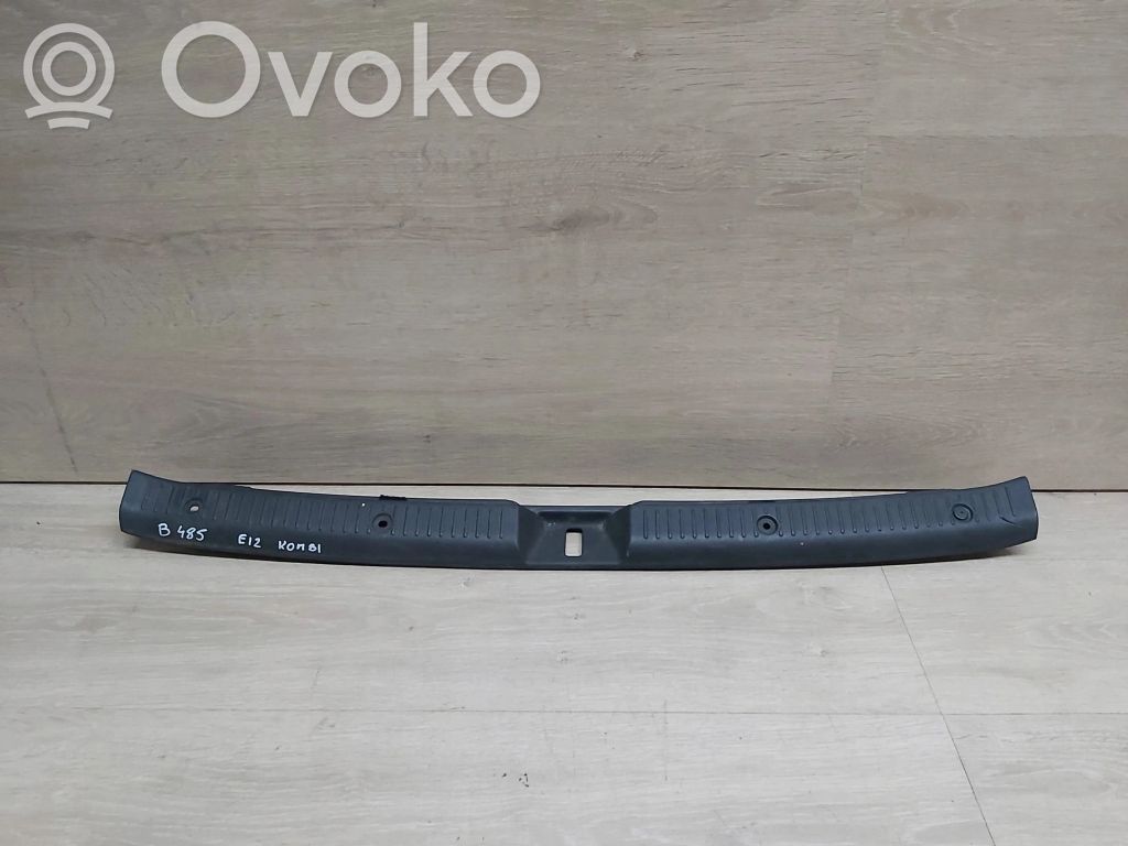 Toyota Corolla E120 E130 Inne części wnętrza samochodu 