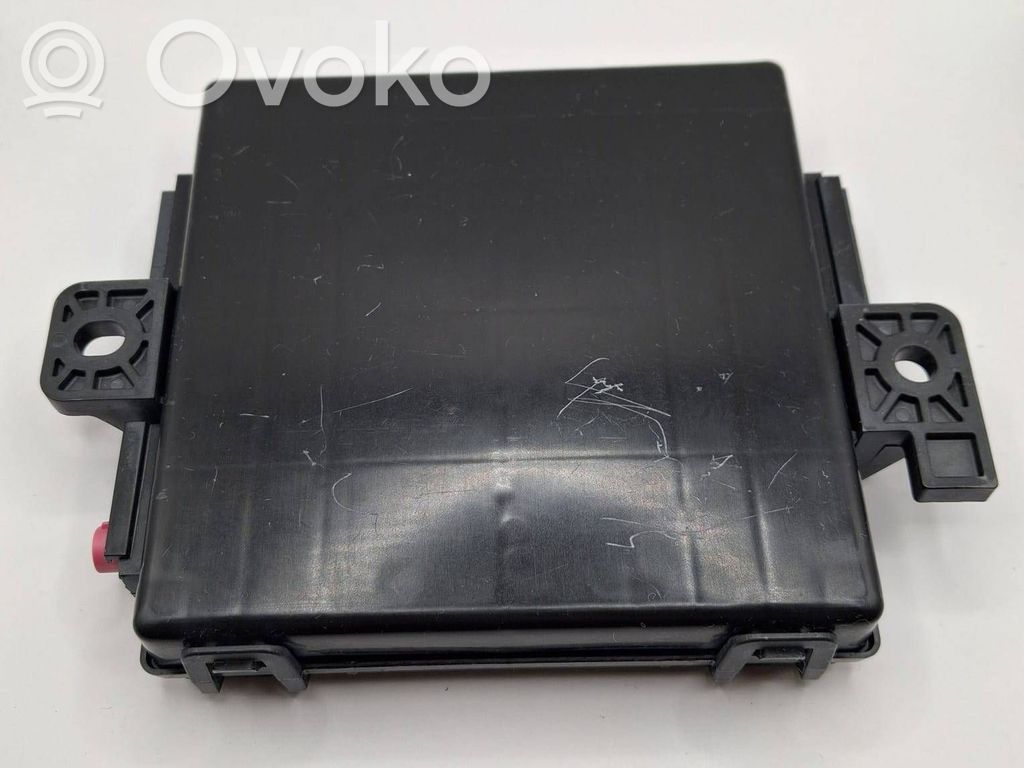 Other control units/modules   68211125AD