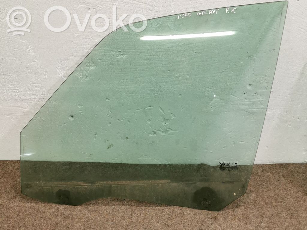 Ford Galaxy Front door window glass four-door 