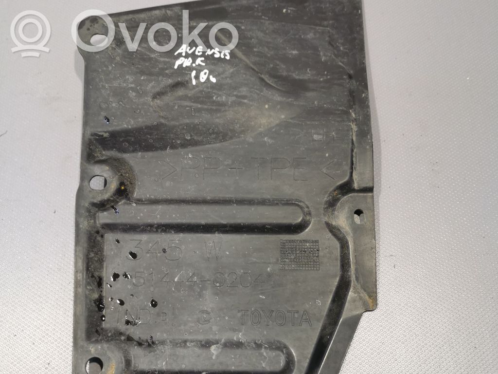 Toyota Avensis T270 Engine splash shield/under tray 