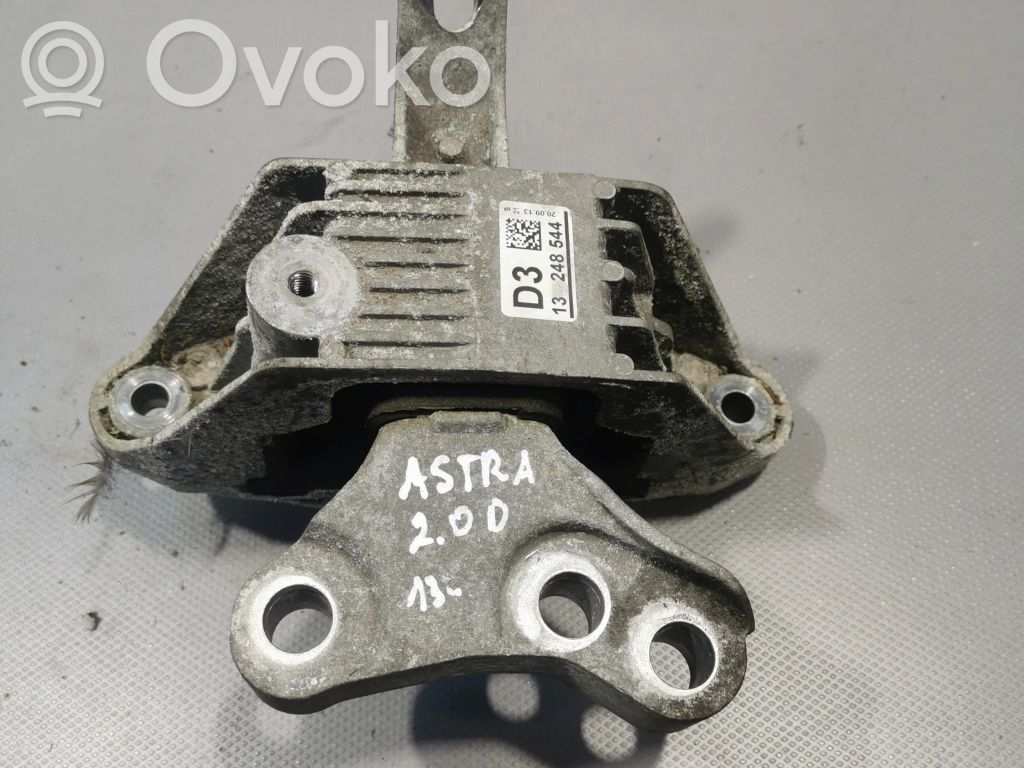 Opel Astra J Engine mount bracket 