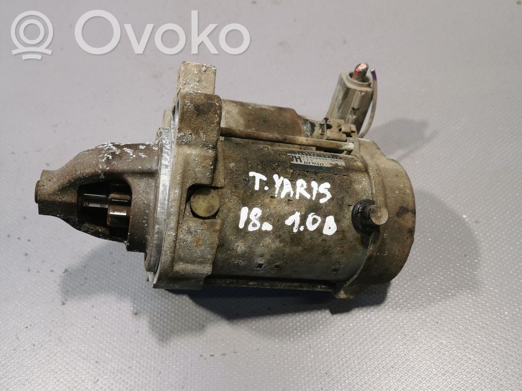 Toyota Yaris Стартер 