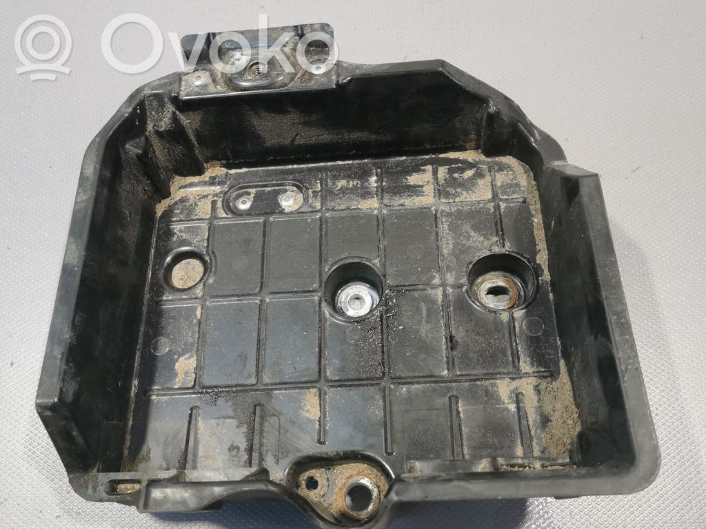 Toyota Corolla E210 E21 Akun alusta 