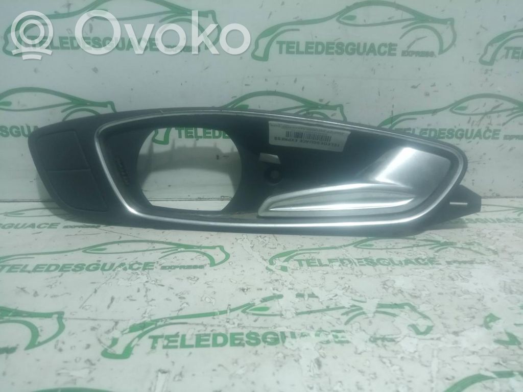 Audi A1 Manecilla interna puerta delantera 