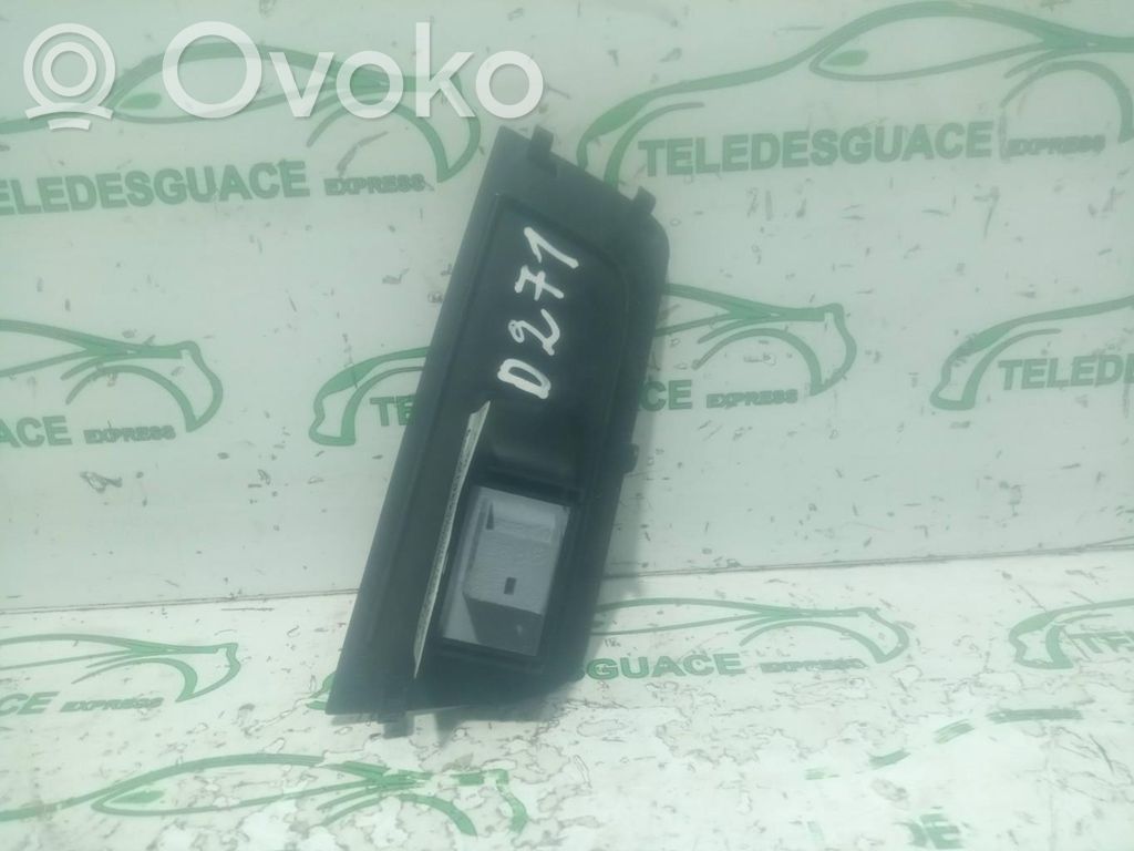 Audi A1 Electric window control switch 