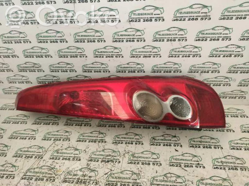 Ford Fiesta Lampa tylna 