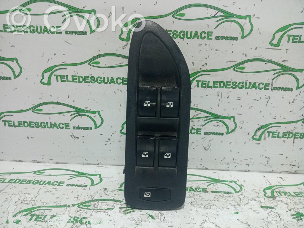 Renault Laguna II Electric window control switch 