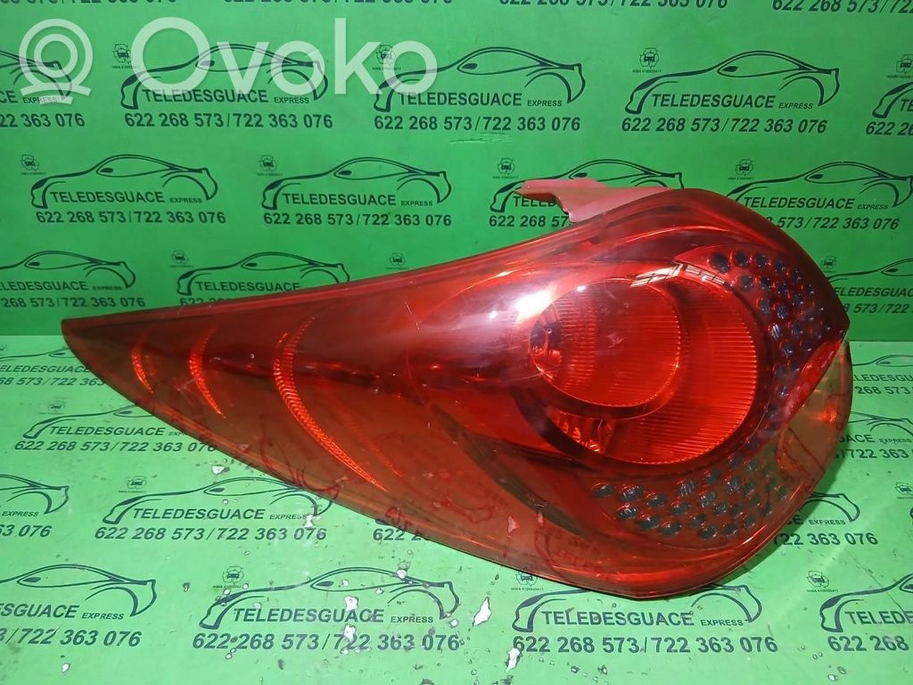 Peugeot 207 Rear/tail lights 