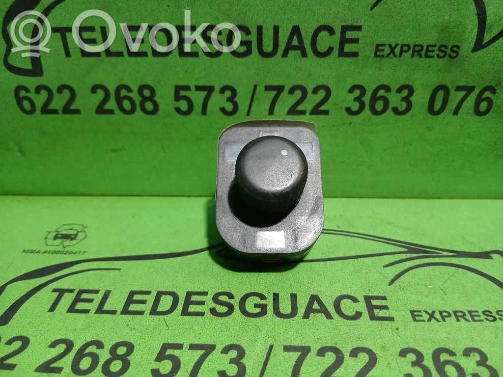 Seat Altea XL Wing mirror switch 