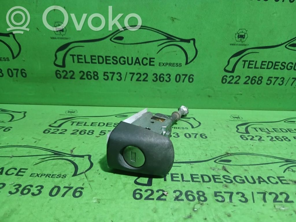 Citroen C3 Priekinė durų spyna 