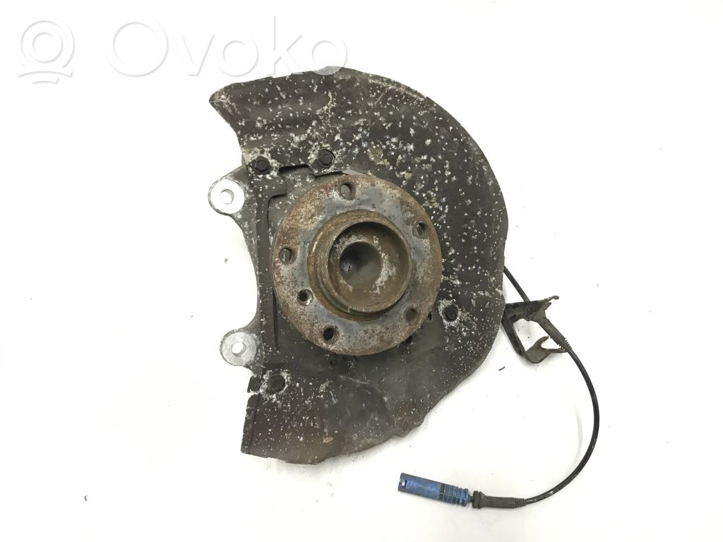 BMW 5 E60 E61 Front wheel hub 
