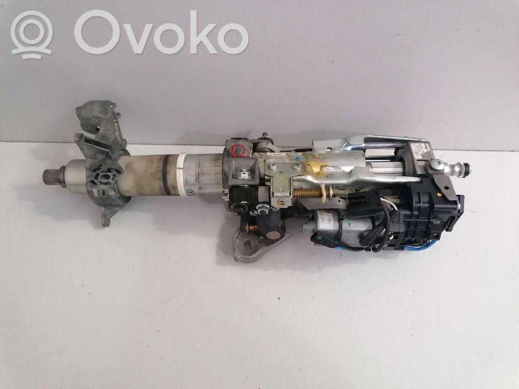 BMW 5 E60 E61 Vairo užraktas 